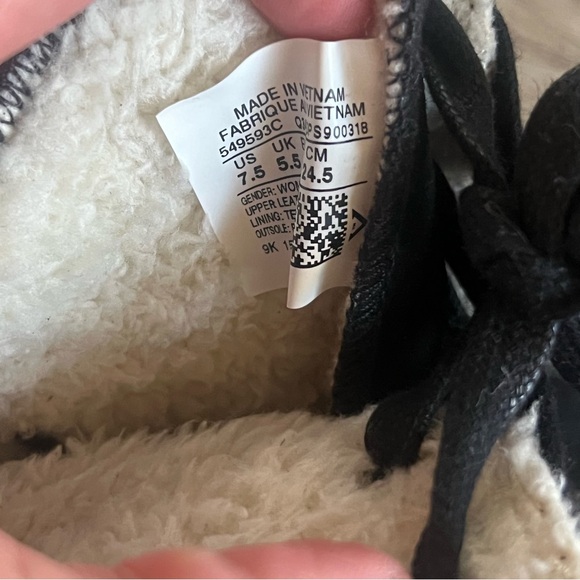 Converse Black and White High-Top Sneakers - Picture 3 of 4